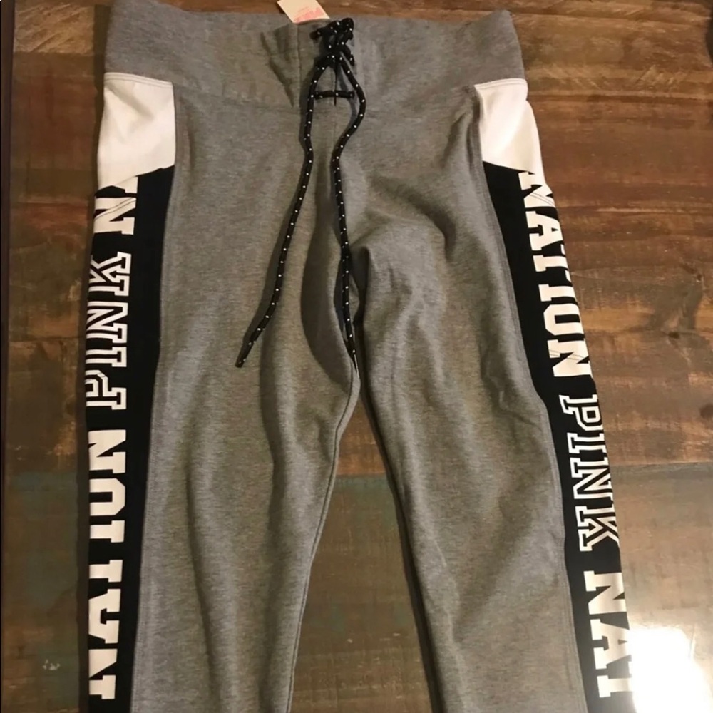 VS Pink Leggings